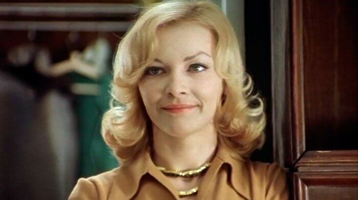 Ирония судьбы бежевого цвета