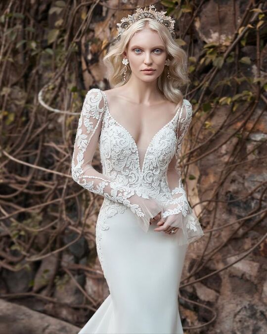 Приталенный силуэт