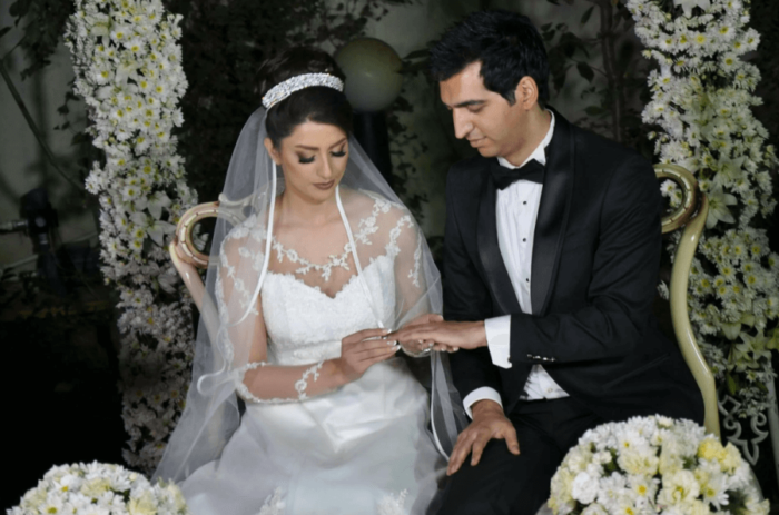 Кольца на левой руке