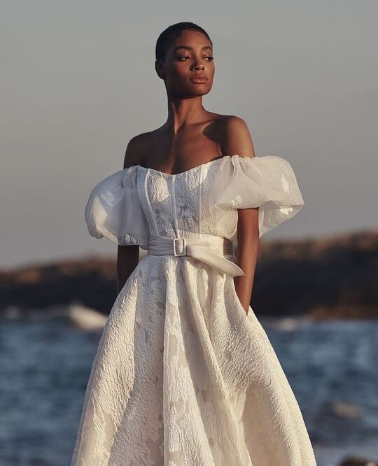 Открытые плечи