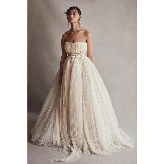 Без бретелек