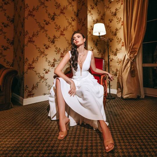 Платье бренда Florence