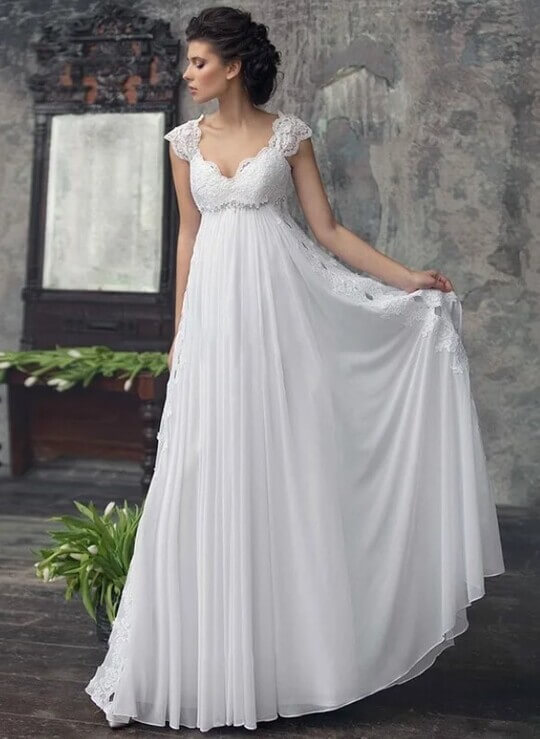 Классическое с кружевом свадебное платье