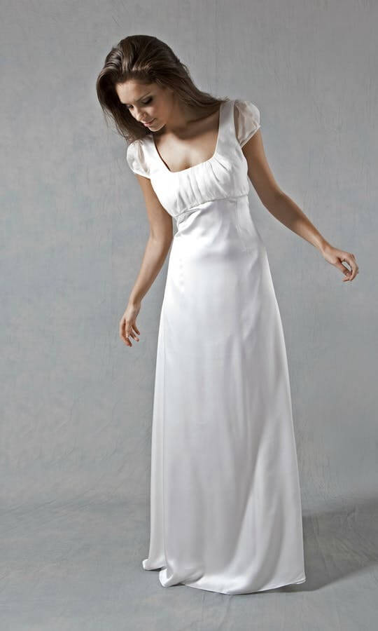 Простое платье в стиле ампир