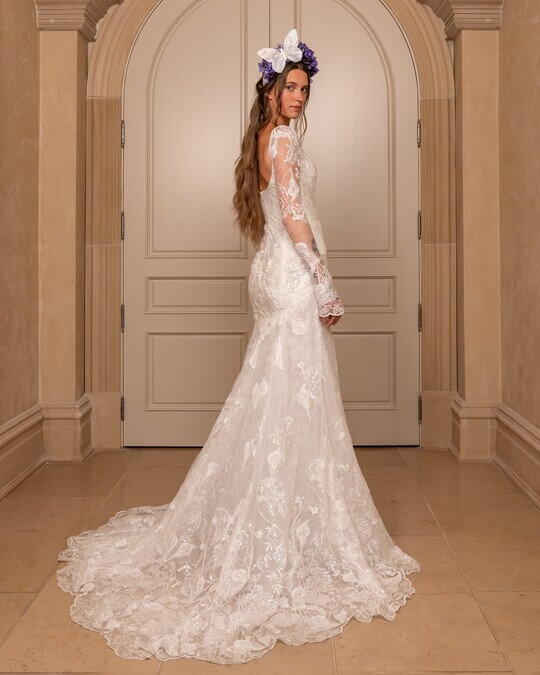 Рим Акра украшение свадебной прически цветами