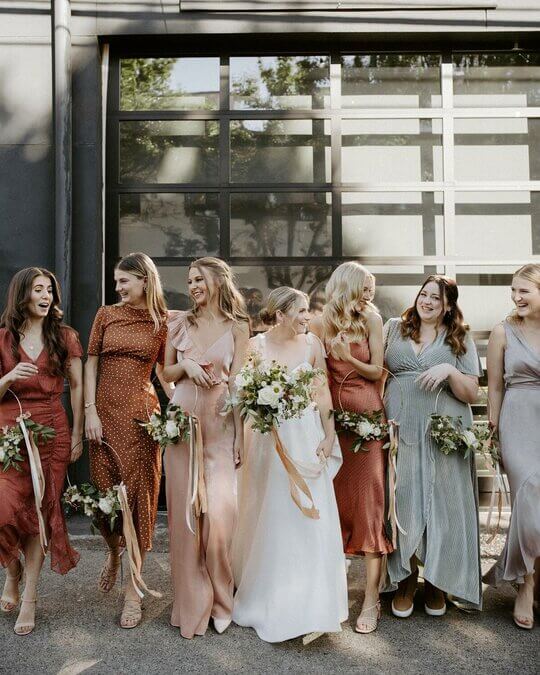 Гости на свадьбе