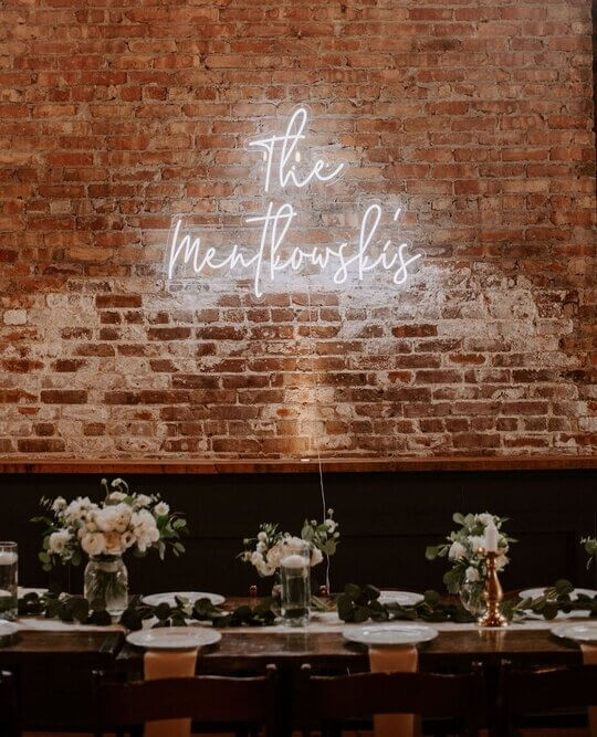 Вывеска в стиле лофт