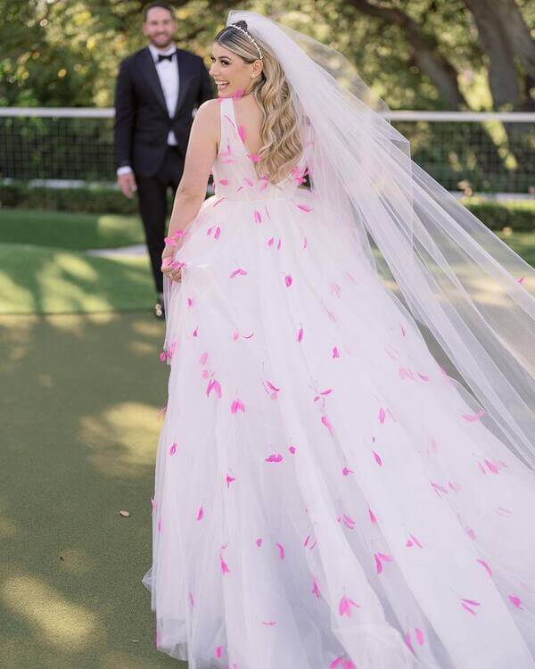 Платье с пышной юбкой