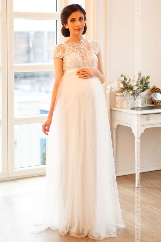 Платье с пышной юбкой