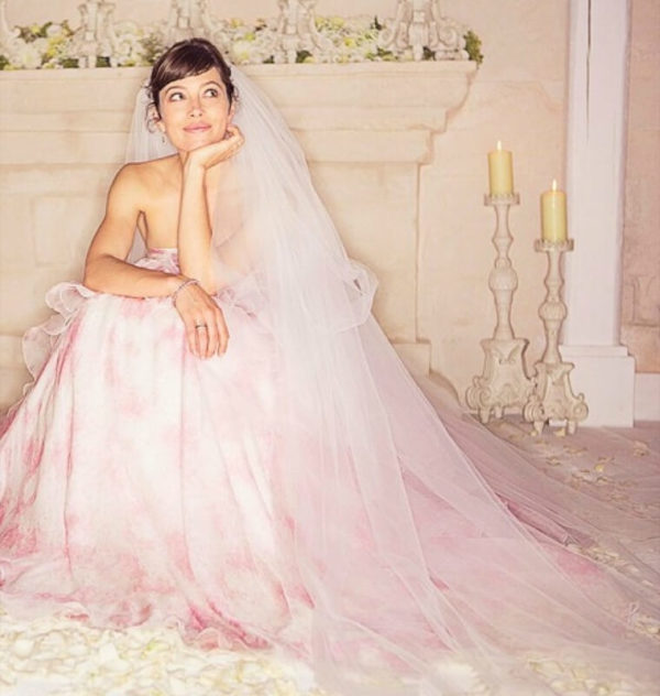 Розовое платье от Giambattista Valli