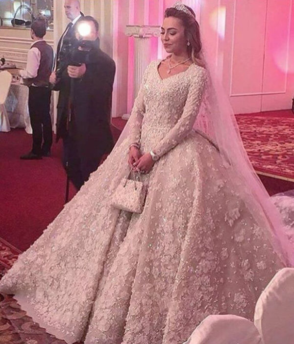 Самое дорогое свадебное платье в России