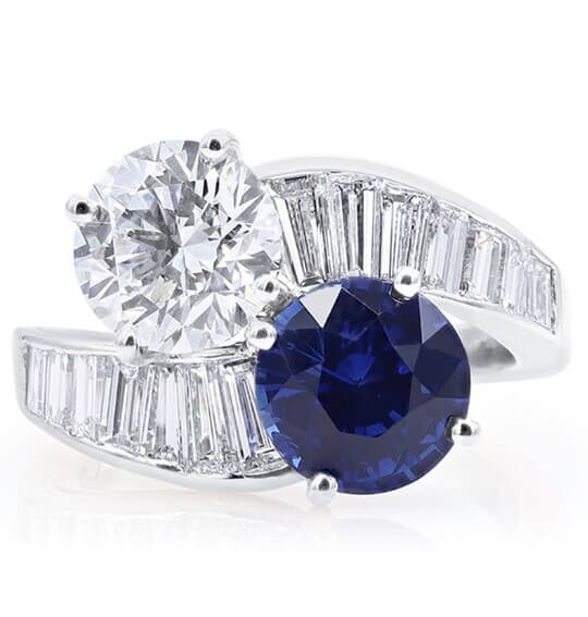 Обручальное кольцо с двумя камнями Oscar Heyman