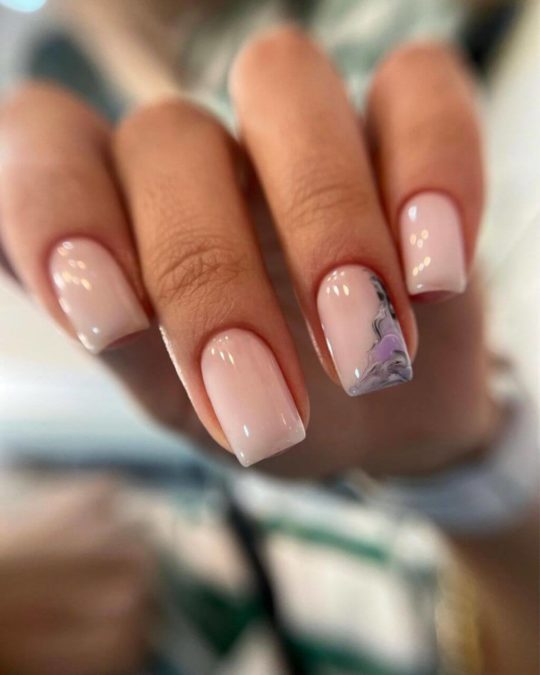 Диффузный свадебный маникюр