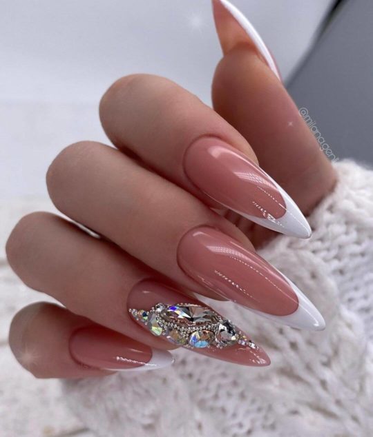 Свадебный маникюр на длинные ногти